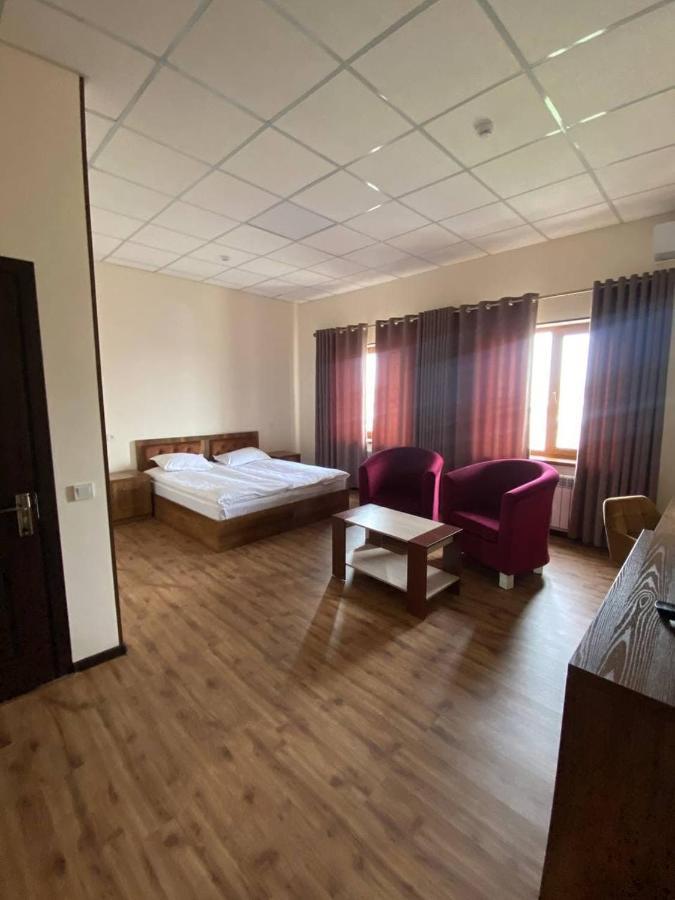 Uzumfermer Hotel & Winery Ташкент Екстер'єр фото